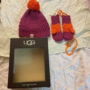 Bundle Ugg’s hat and mitten set orange and pink Size 2-4yrs old.